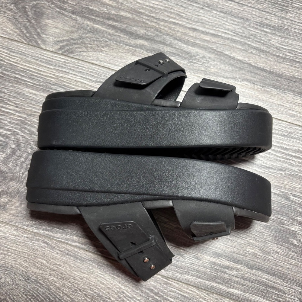 CROCS Black Brooklyn Buckle Wedge Sandal Women's 4‎ - Picture 9 of 12